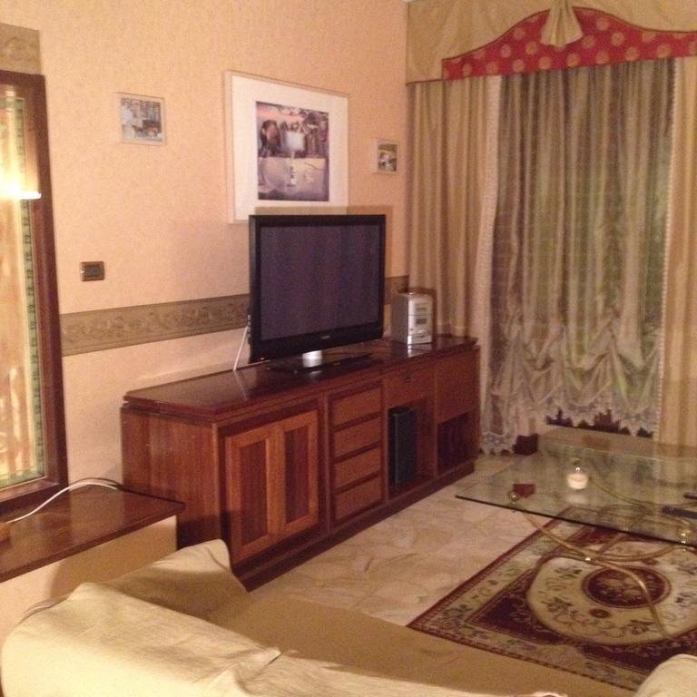 B&B Il Bagolaro Dell'Etna Sant'Agata Li Battiati Buitenkant foto