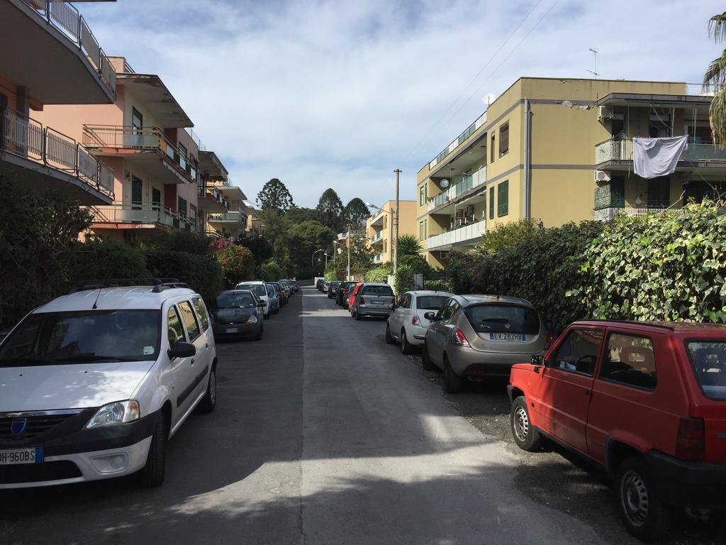 B&B Il Bagolaro Dell'Etna Sant'Agata Li Battiati Buitenkant foto